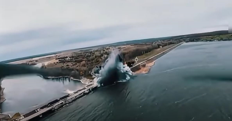 Фото для новини:Військові спростували пошкодження Печенізької дамби