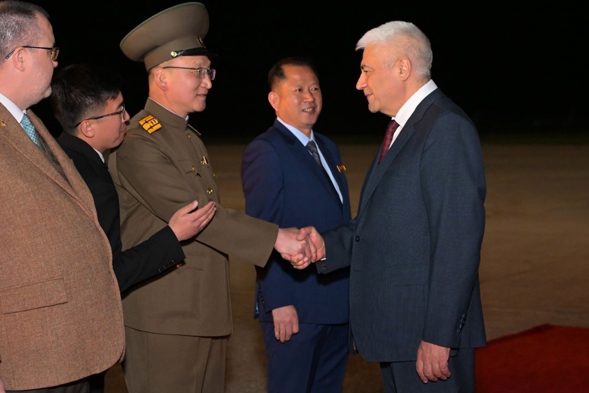 Фото для новини:Всеосяжне стратегічне партнерство: головний силовик РФ приїхав до КНДР