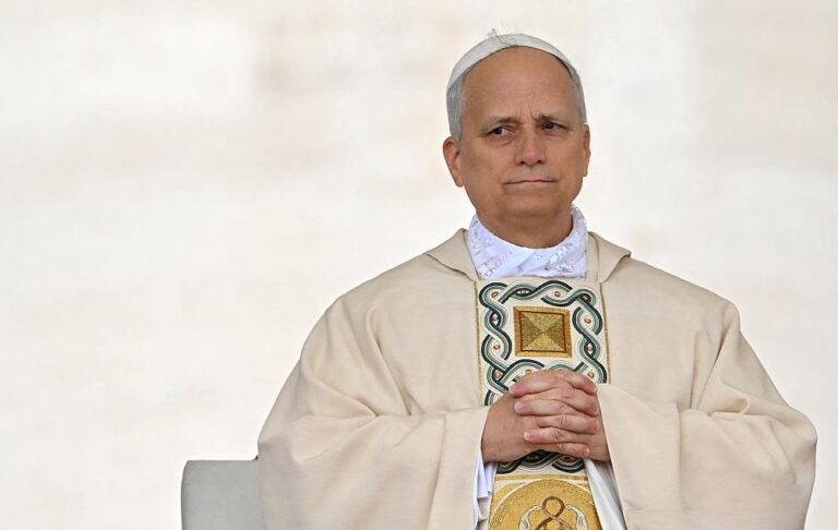 Фото для новини:"Я не боюся": Папа Лев XIV відреагував на критику Трампа