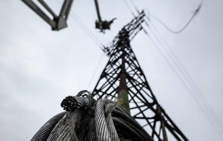 Фото для новини:Чернігів частково знеструмлений через російську атаку