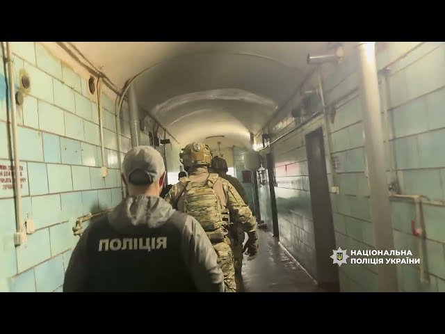 Фото для новини:Нацполіція ліквідувала злочинну вертикаль під контролем «ворів в законі»