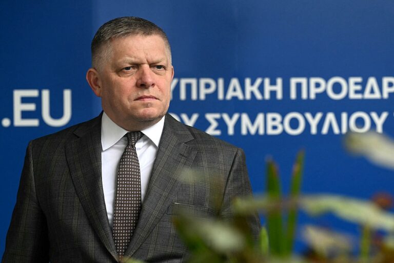 Фото для новини:Фіцо поїде на 9 травня до Москви - ЗМІ