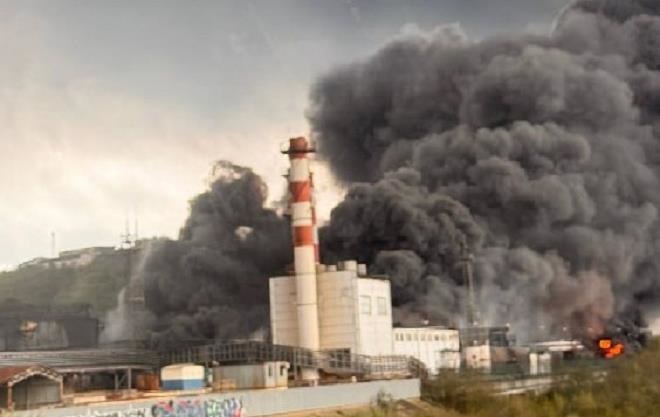 Фото для новини:Генштаб підтвердив удари по НПЗ у Туапсе і Пермі