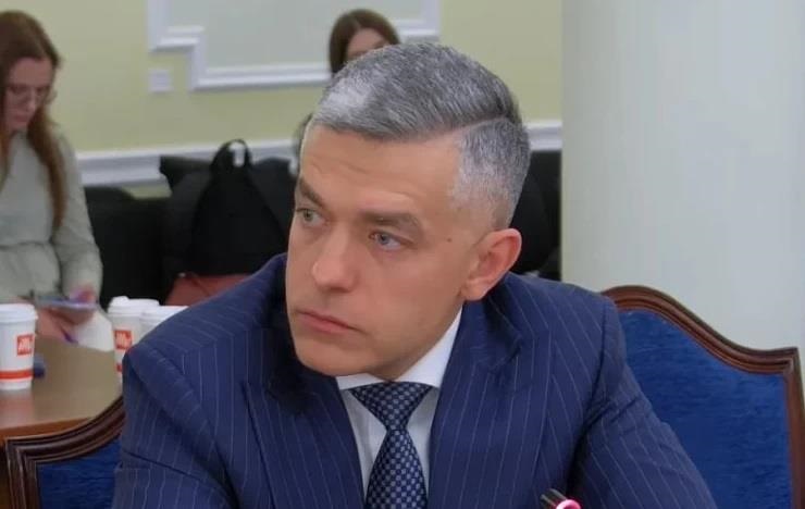 Фото для новини:Голова наглядової ради Сенс Банку вийшов у тимчасову відставку