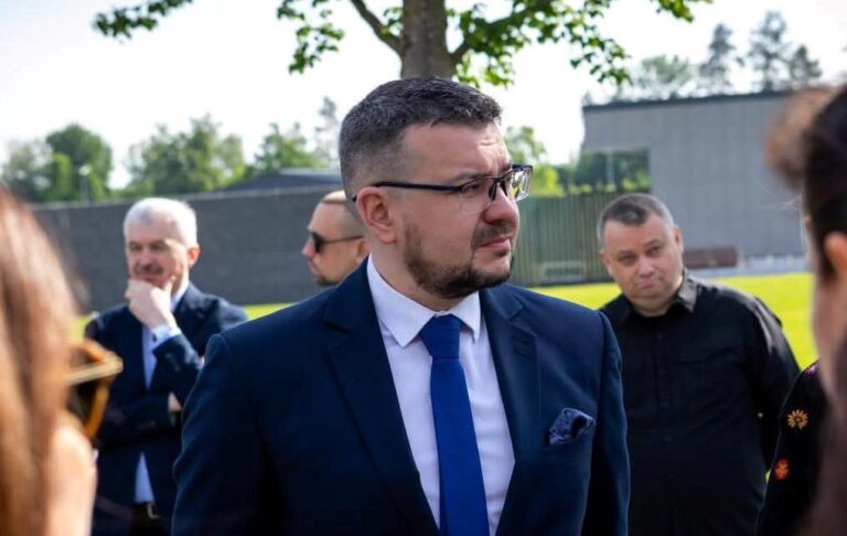 Фото для новини:Голова УІНП зробив заяву щодо перепоховання Бандери