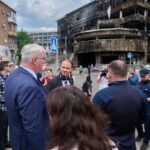 Фото для новини:Іноземні дипломати відвідали місця ударів у Києві