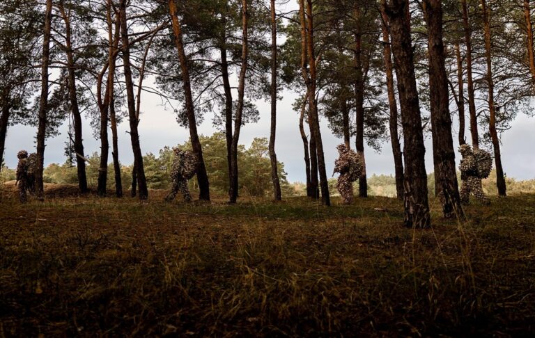 Фото для новини:Кількість боїв на фронті росте - Генштаб