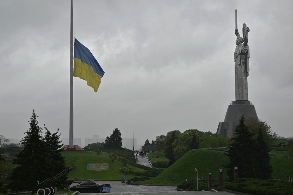 Фото для новини:Квітень у Києві виявився холоднішим за норму