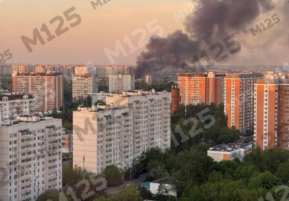 Фото для новини:Москву атакують дрони, горять промислові об'єкти РФ
