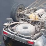 Фото для новини:На Миколаївщині автівка з пʼятьма дітьми впала з мосту