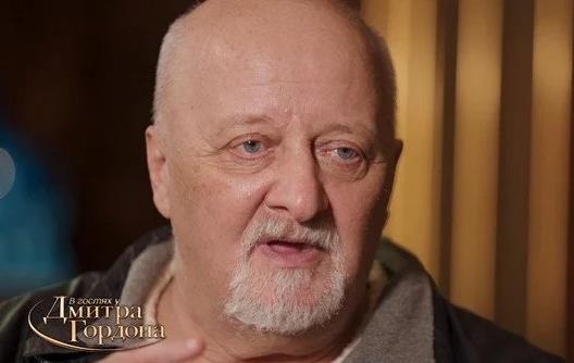 Фото для новини:Окупанти розбили дім автора хіта Піду втоплюся у річці глибокій