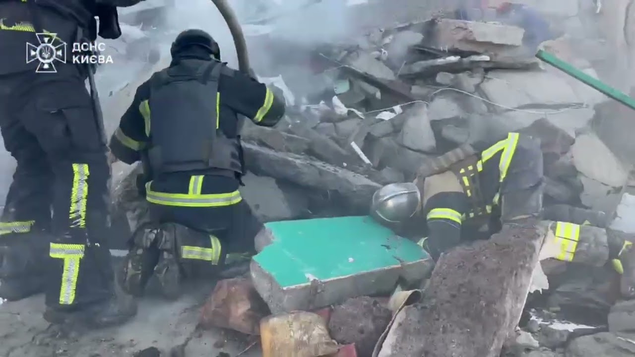 Фото для новини:У Києві вже 2 загиблих внаслідок атаки рф в ніч на 14 травня