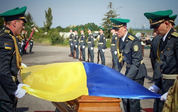 Фото для новини:Перепоховання: з-за кордону почали повертати прах видатних українців