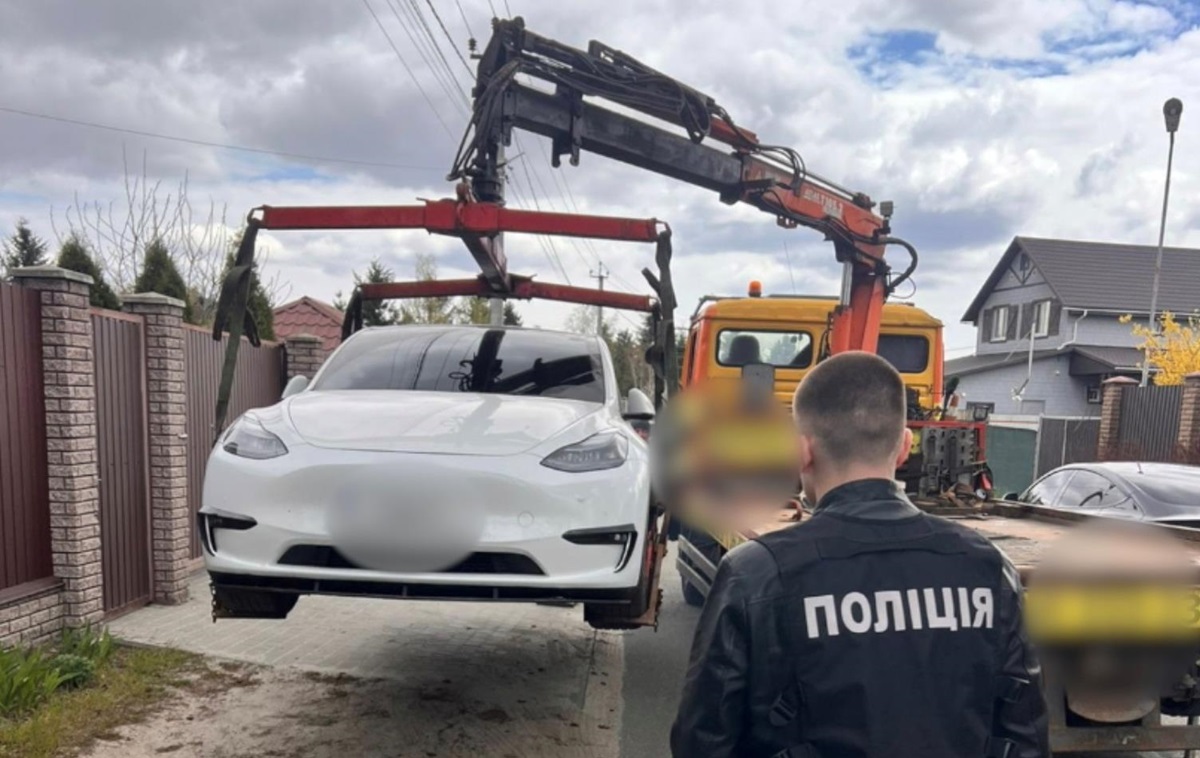 Фото для новини:Поліція провела десятки обшуків у керівників ТЦК
