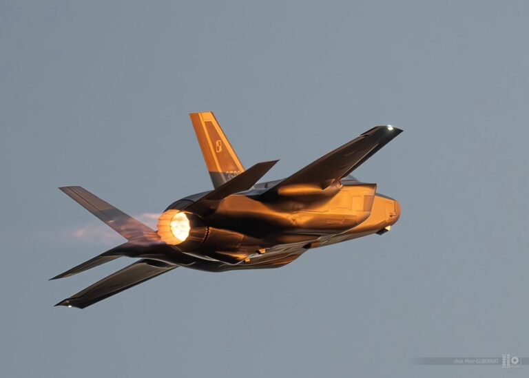 Фото для новини:Польща отримала першу партію винищувачів F-35