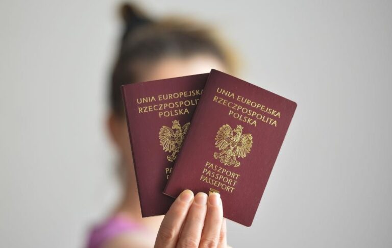 Фото для новини:Польща планує змінити умови для надання громадянства
