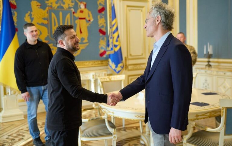 Фото для новини:Президент зустрівся з керівником компанії Palantir
