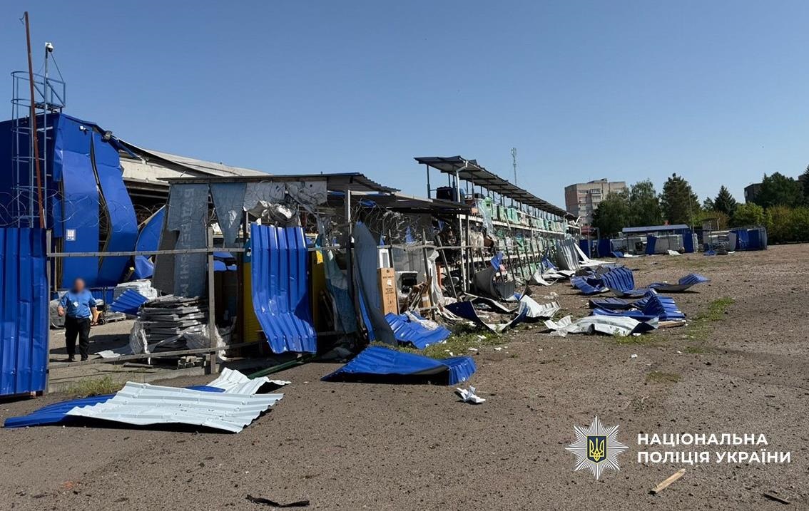 Фото для новини:Прилуки зазнали удару балістикою, є загиблі