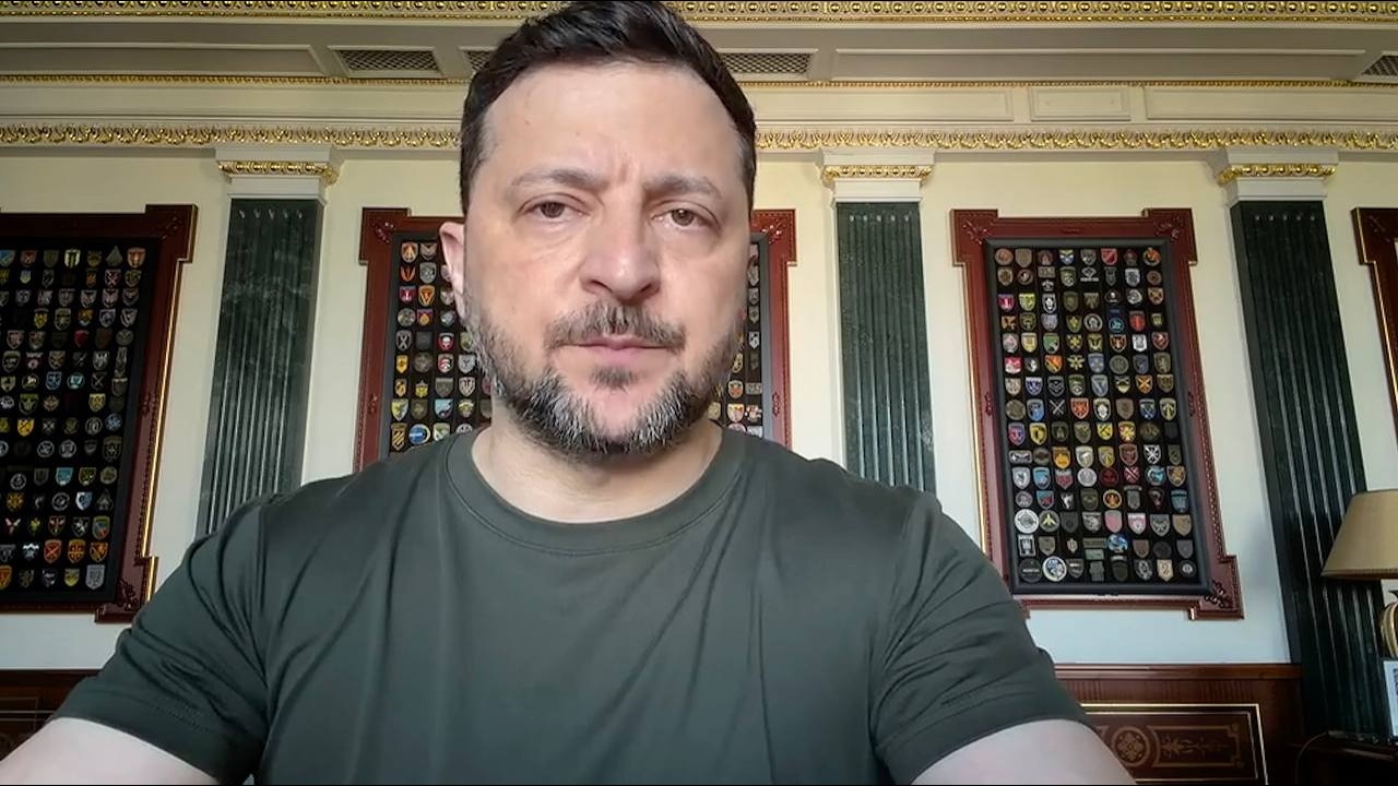 Фото для новини:Сьогодні кожен у світі, хто не промовчить і хто допомагатиме Україні, є захисником життя