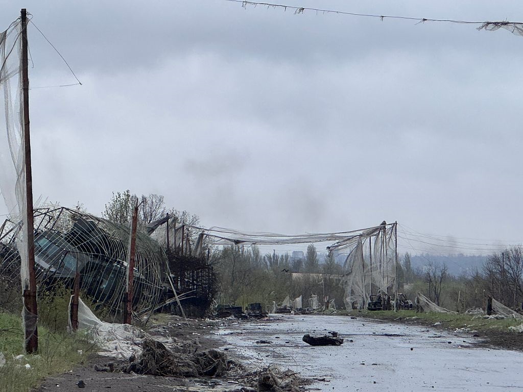 Фото для новини:РФ генерує ШІ-відео з &ldquo;підняттям прапорів&rdquo; - ISW