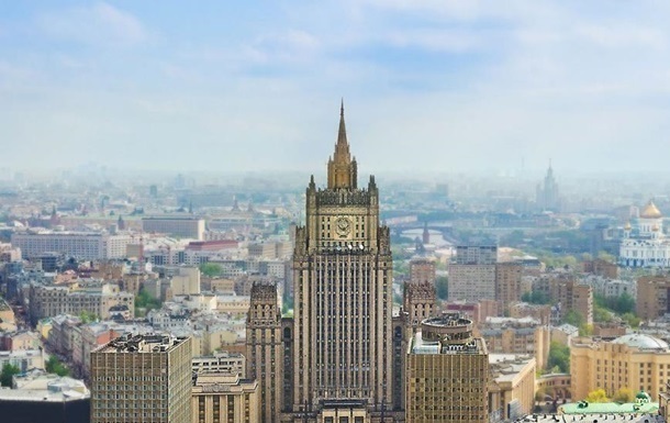 Фото для новини:Росія відкликала посла з Вірменії "для консультацій"