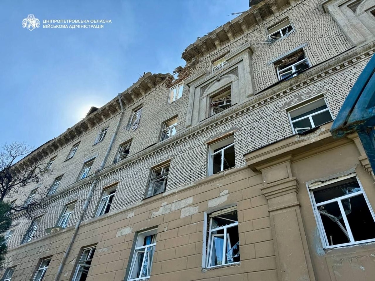 Фото для новини:Росіяни атакували гутожиток у Дніпрі
