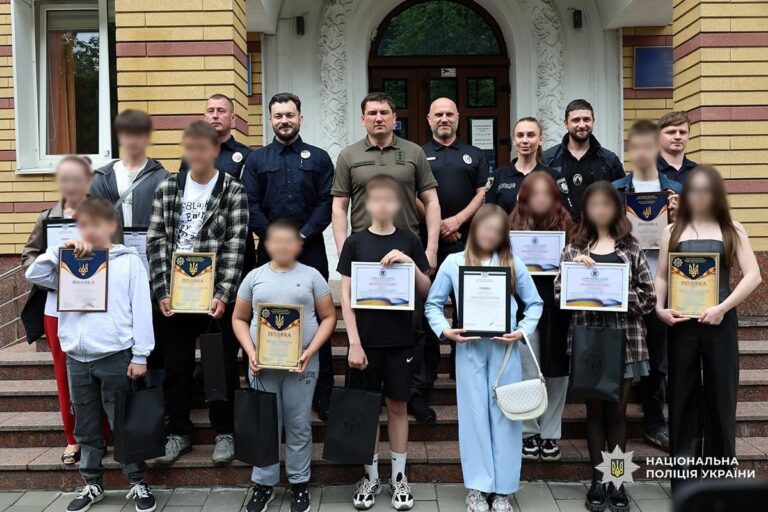 Фото для новини:Росіяни безуспішно намагались завербувати 13 школярів з Житомира