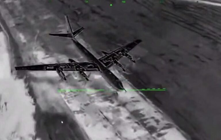 Фото для новини:СБС знищили Іскандер і два Ту-142 у Таганрозі