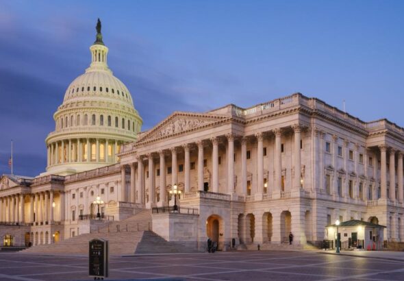 Фото для новини:Сенат США просуває обмеження повноважень Трампа щодо Ірану - CNN