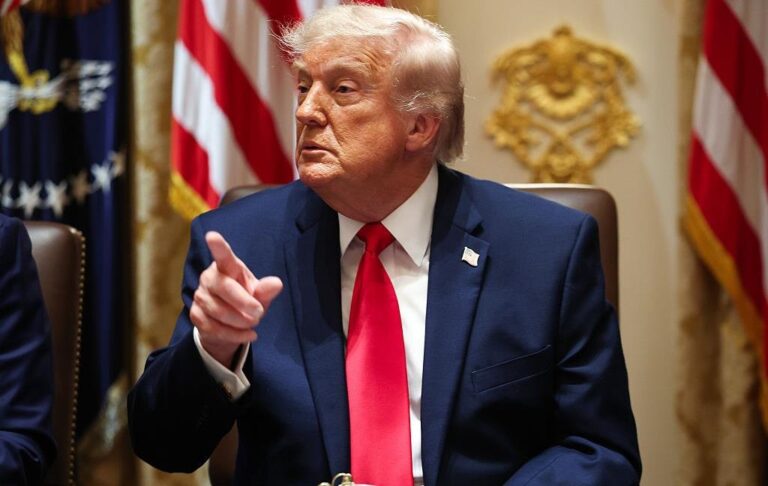 Фото для новини:Трамп пригрозив "підірвати" Оман