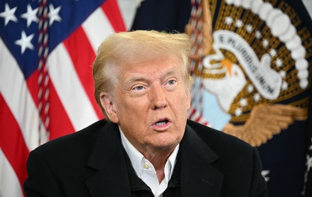 Фото для новини:Трамп скликає екстрену нараду уряду США