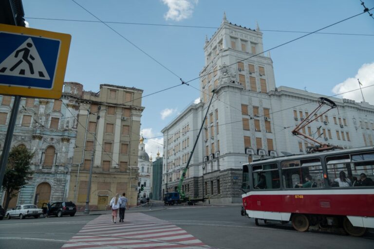 Фото для новини:У Харківській міськраді проводять обшуки - ЗМІ