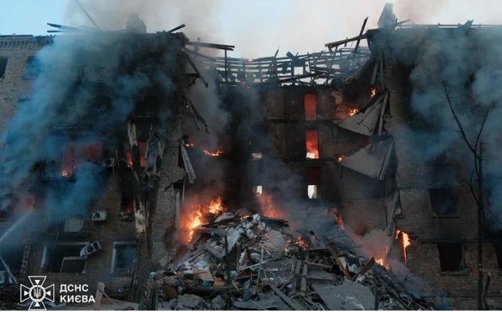 Фото для новини:У Києві кількість постраждалих зросла до 44 людей