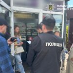Фото для новини:У Києві викрили схему збуту вейпів та іншої контрафактної продукції