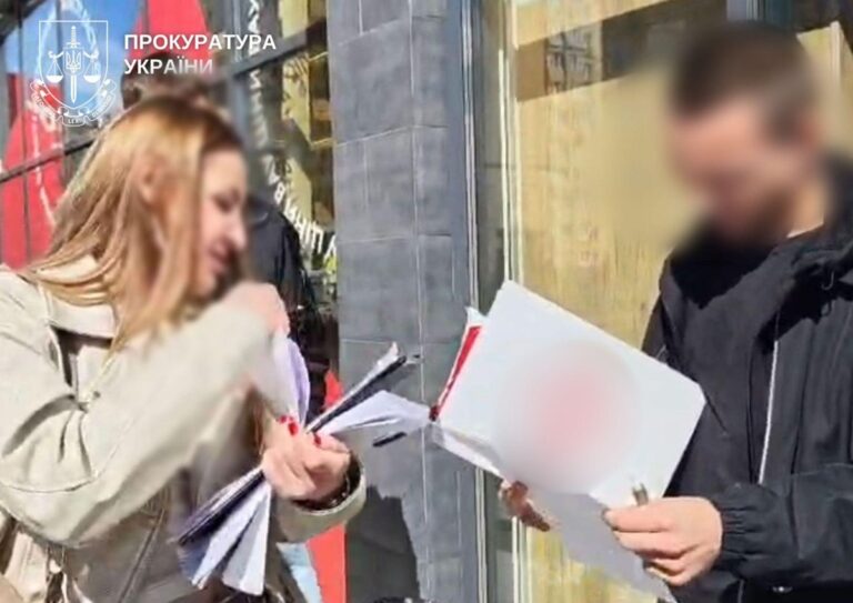 Фото для новини:У Києві "юрист" ошукав дружину мобілізованого на 57 тисяч