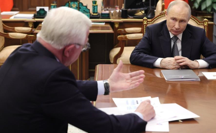 Фото для новини:У РФ бізнес просить у Путіна зброю та резервістів для захисту від БПЛА