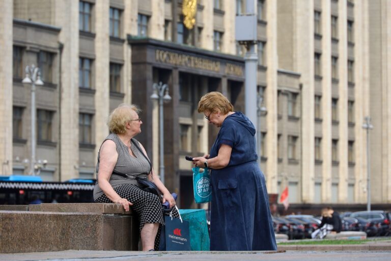 Фото для новини:У Росії дозволили арешт майна релокантів