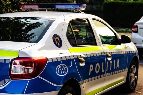Фото для новини:У Румунії знайшли реактивний снаряд поблизу українського кордону