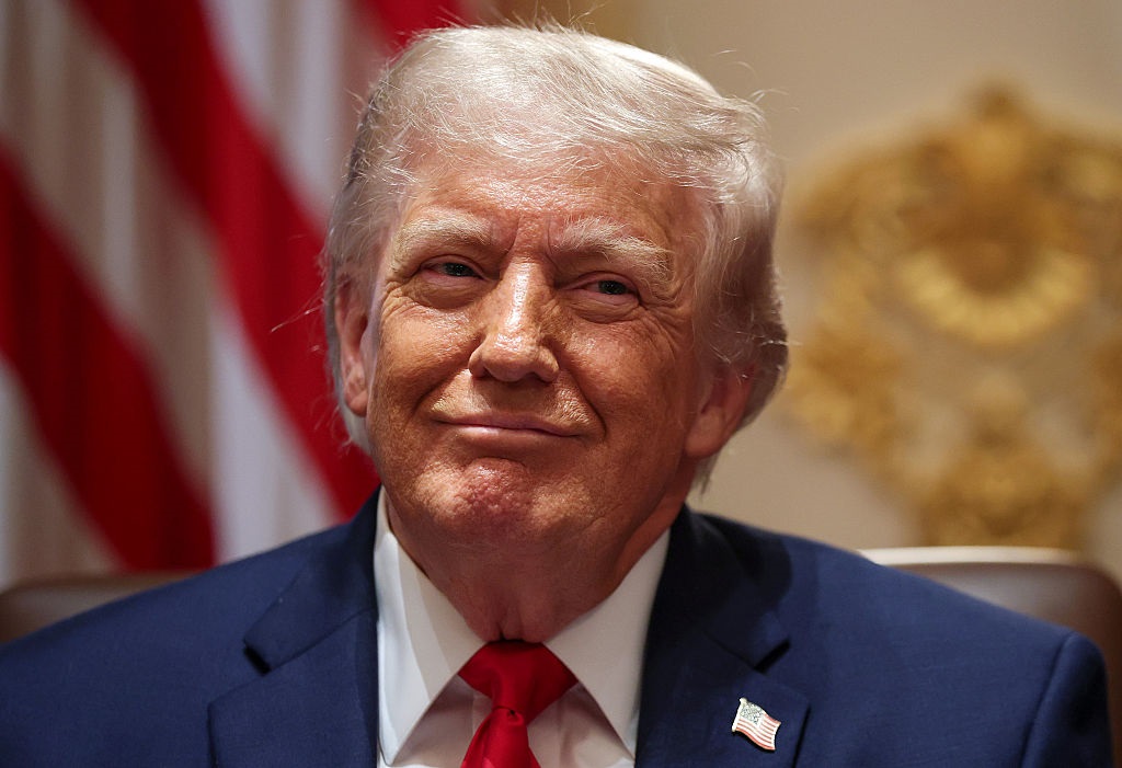 Фото для новини:У США підготували ескіз купюри $250 з Трампом - WP