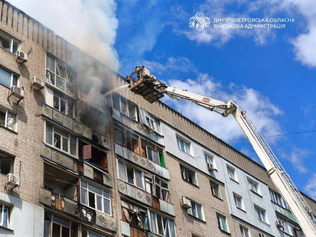 Фото для новини:Удар по Павлограду: кількість постраждалих зросла до 10 людей