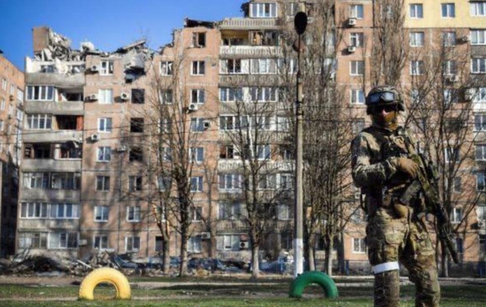 Фото для новини:В Маріуполі росіяни планують привласнити майже 1000 квартир - міськрада
