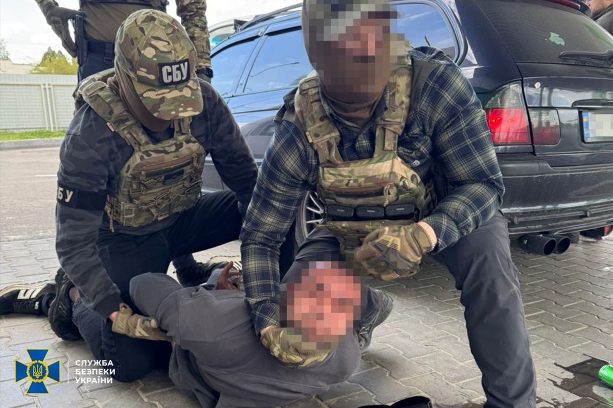 Фото для новини:Викрито вісім масштабних схем "ухилентів"