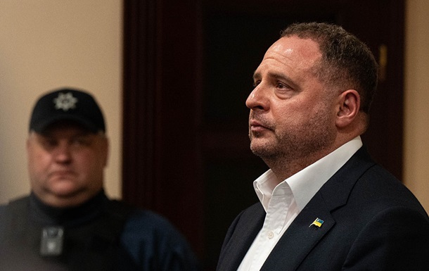 Фото для новини:Єрмак залишається у СІЗО: заставу не змогли внести