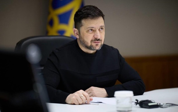 Фото для новини:За 500 км від України: Зеленський підтвердив удар по нафтобазі РФ
