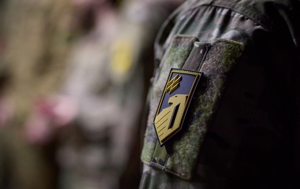 Фото для новини:За чотири роки з полону звільнили менше половини "азовців"