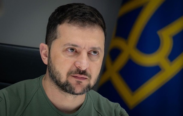 Фото для новини:Зеленський: Україні офіційно не пропонували припинення вогню на 9 травня