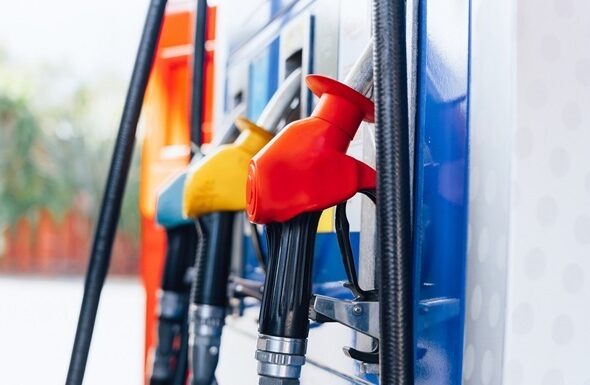 Фото для новини:Жителі Рязані скаржаться на дефіцит бензину після зупинки НПЗ