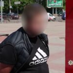 Фото для новини:Підпалював автомобілі військовослужбовців на замовлення: поліцейські з СБУ затримали зловмисника