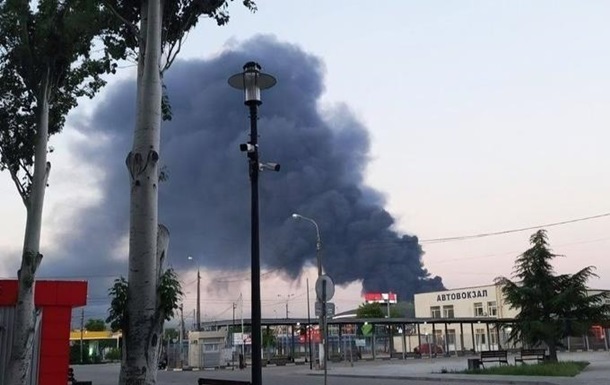 Фото для новини:Атака на Крим: "влада" впроваджує "вимушені заходи"