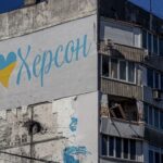 Фото для новини:Через російський обстріл у Херсоні загинув чоловік, є поранені